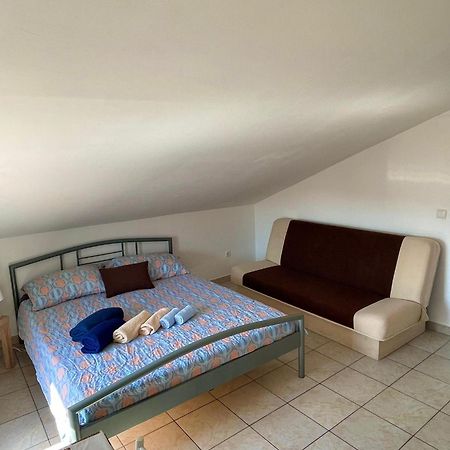 Dejan Apartment4-Top Centar พูลา ภายนอก รูปภาพ