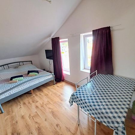 Dejan Apartment4-Top Centar พูลา ภายนอก รูปภาพ